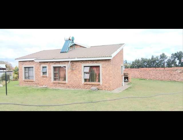 3 BEDROOM HOUSE FOR SALE IN STRUBENVALE